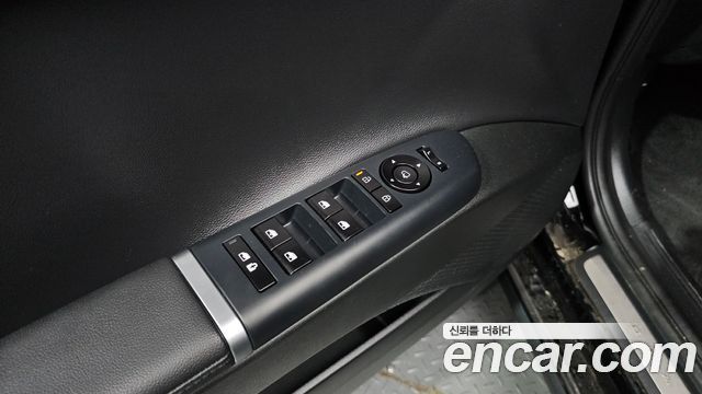 Hyundai Grandeur (GN7) 3.5 LPG 2WD Premium 2023 — фото 17
