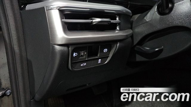 Hyundai Grandeur (GN7) 3.5 LPG 2WD Premium 2023 — фото 18