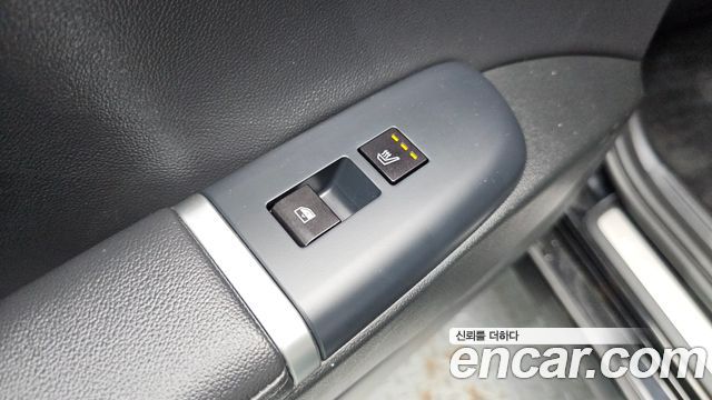 Hyundai Grandeur (GN7) 3.5 LPG 2WD Premium 2023 — фото 28