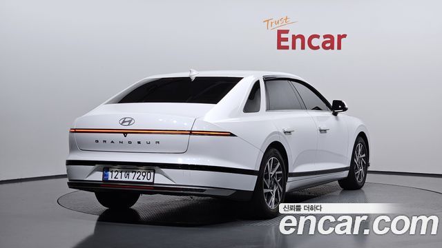 Hyundai Grandeur (GN7) 3.5 LPG 2WD (Taxi) Deluxe 2023 — фото 2