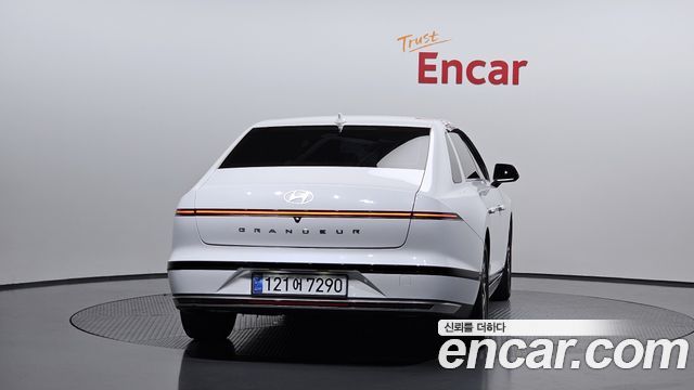 Hyundai Grandeur (GN7) 3.5 LPG 2WD (Taxi) Deluxe 2023 — фото 4
