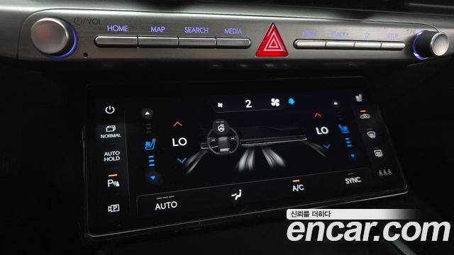Hyundai Grandeur (GN7) 3.5 LPG 2WD (Taxi) Deluxe 2023 — фото 18