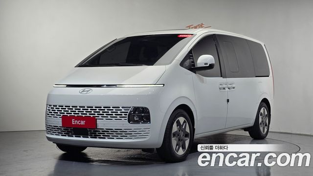 Hyundai Staria Tourer 11-Seater Modern 2025 — фото 11