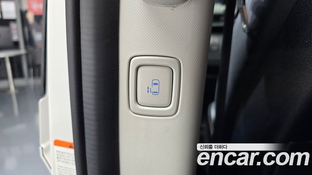 Hyundai Staria Tourer 11-Seater Modern 2025 — фото 38