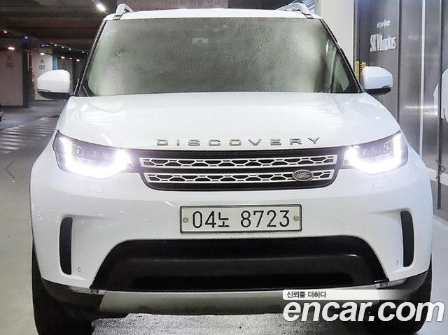 Land Rover Discovery 5 3.0 TD6 HSE 2017 — фото 2