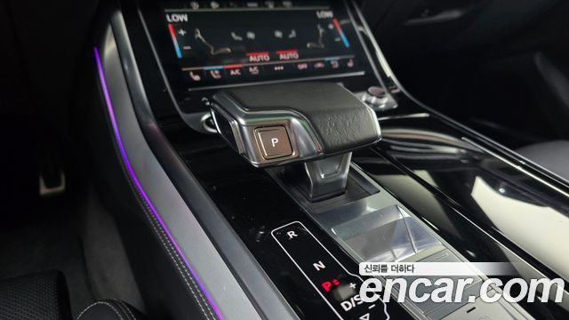 Audi Q8 (4M) 55 TFSI Quattro Premium 2021 — фото 9