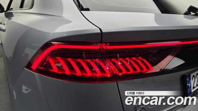 Audi Q8 (4M) 55 TFSI Quattro Premium 2021 — фото 23