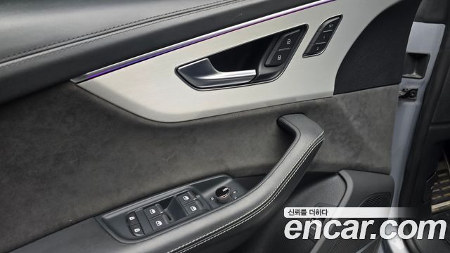 Audi Q8 (4M) 55 TFSI Quattro Premium 2021 — фото 32