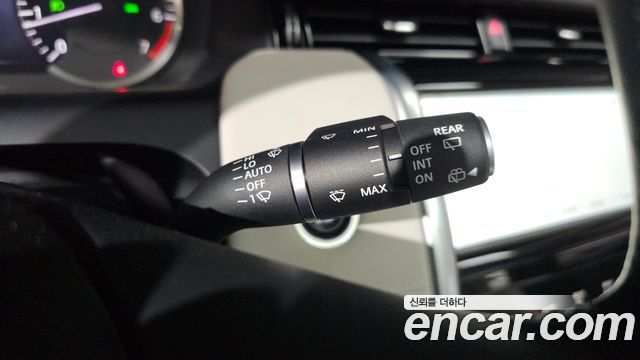 Land Rover Discovery Sport (II) P250 SE 2023 — фото 16