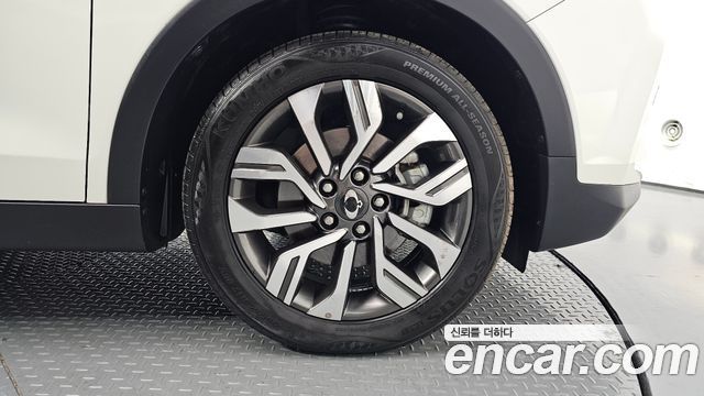 KG Mobility (SsangYong) Tivoli Armor Gear Plus 2WD 2019 — фото 27