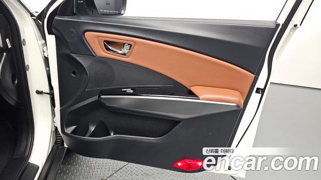 KG Mobility (SsangYong) Tivoli Armor Gear Plus 2WD 2019 — фото 30