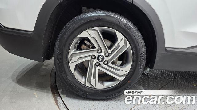 Hyundai Santa Fe Diesel 2.2 2WD Prestige 2021 — фото 5