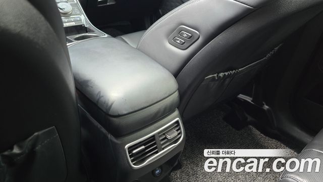 Hyundai Santa Fe Diesel 2.2 2WD Prestige 2021 — фото 27