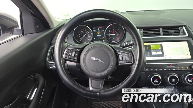 Jaguar E-PACE D180 S 2019 — фото 13