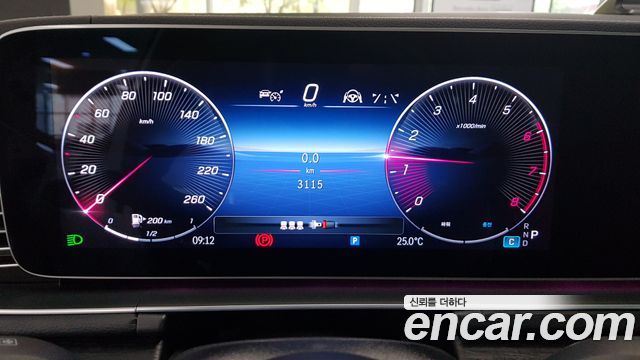 Mercedes-Benz GLE-Class (W167) GLE450 4MATIC Coupe 2025 — фото 8