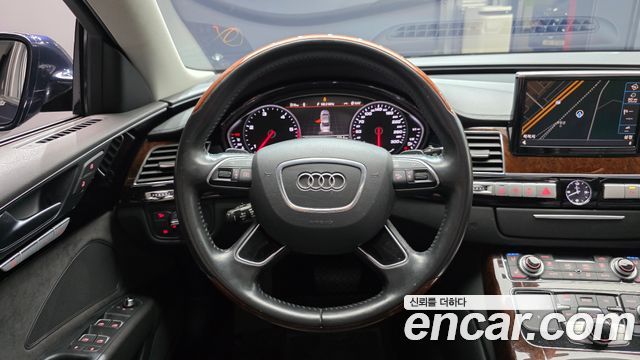 Audi A8 3.0 TDI Quattro LWB D4 2013 — фото 17