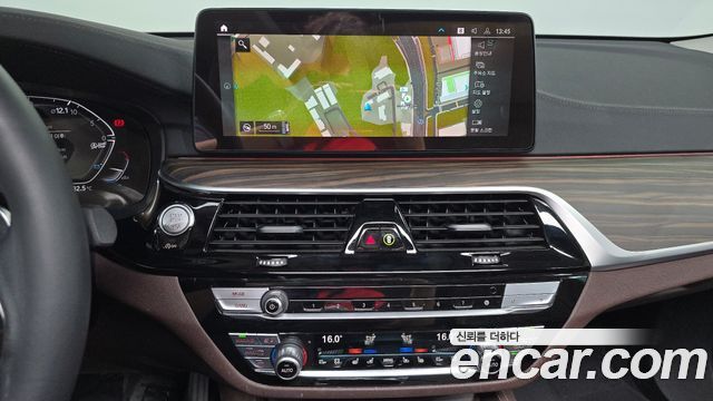 BMW 6 Series GT (G32) 630i xDrive Luxury 2023 — фото 16