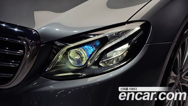 Mercedes-Benz E-Class (W213) E450 4MATIC Exclusive 2020 — фото 22
