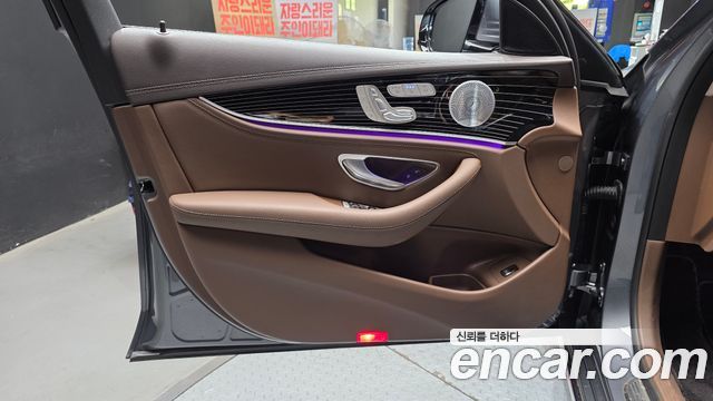 Mercedes-Benz E-Class (W213) E450 4MATIC Exclusive 2020 — фото 24