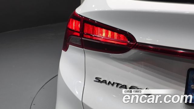 Hyundai Santa Fe Diesel 2.2 2WD Prestige 2021 — фото 23