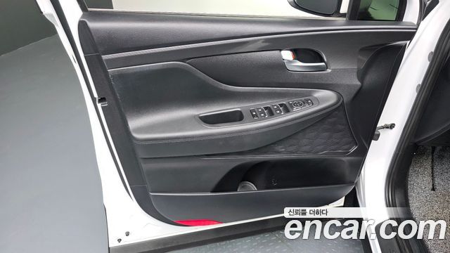 Hyundai Santa Fe Diesel 2.2 2WD Prestige 2021 — фото 24