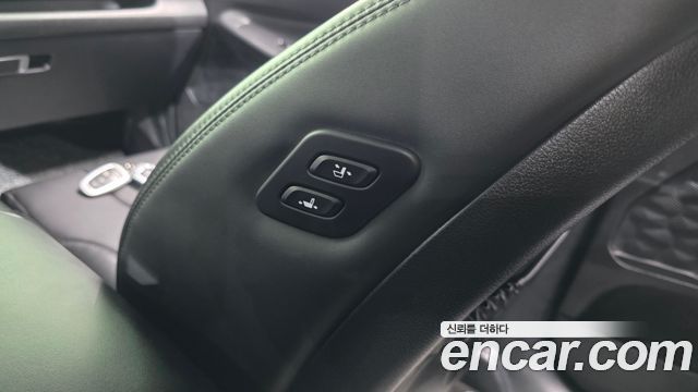 Hyundai Santa Fe Diesel 2.2 2WD Prestige 2021 — фото 31