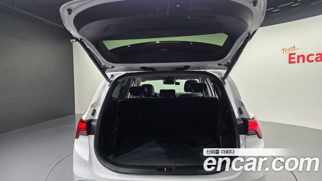 Hyundai Santa Fe Diesel 2.2 2WD Prestige 2021 — фото 34