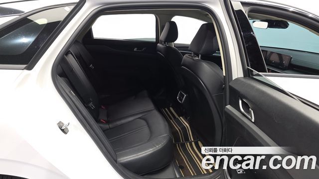 Kia K5 (III) 2.0 LPi(Rent) Prestige 2026 — фото 11