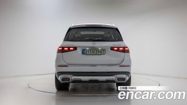 Mercedes-Benz GLS-Class (X167) Maybach GLS600 4MATIC 2025 — фото 4