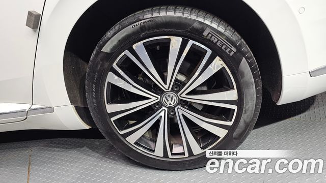 Volkswagen Arteon 2.0 TDI Premium 2019 — фото 21