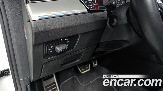 Volkswagen Arteon 2.0 TDI Premium 2019 — фото 27