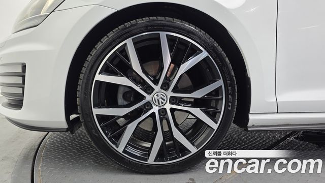 Volkswagen Golf (VII) 2.0 GTD Extreme Edition 2016 — фото 5