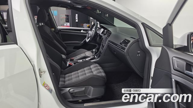 Volkswagen Golf (VII) 2.0 GTD Extreme Edition 2016 — фото 15