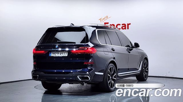 BMW X7 (G07) xDrive 40i M Sport 6STR 2022 — фото 2
