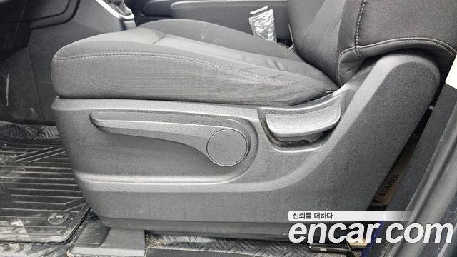 Hyundai Staria Cargo 3-Seater Smart 2023 — фото 26