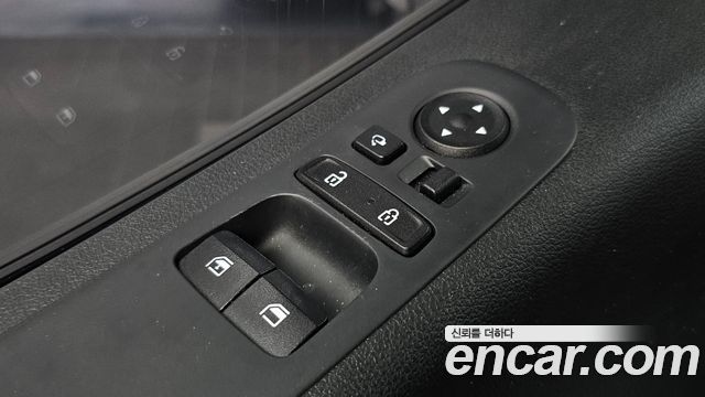 Hyundai Staria Cargo 3-Seater Smart 2023 — фото 28
