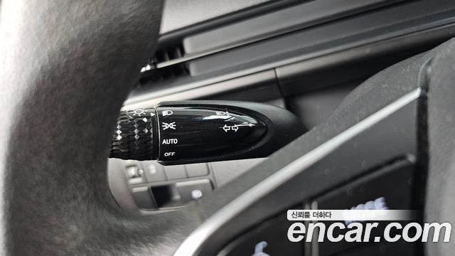 Hyundai Staria Cargo 3-Seater Smart 2023 — фото 31