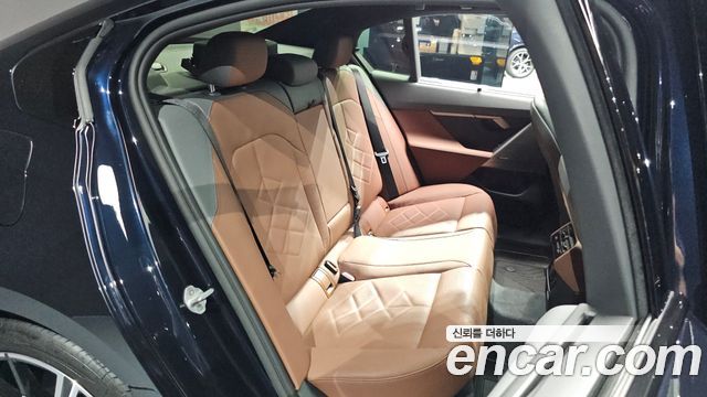 BMW 5 Series (G60) 530i xDrive M Sport 2025 — фото 11