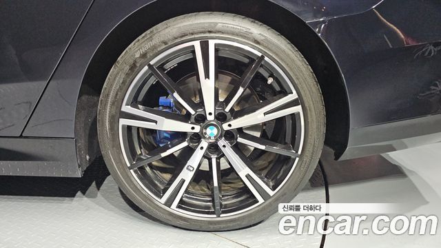 BMW 5 Series (G60) 530i xDrive M Sport 2025 — фото 21