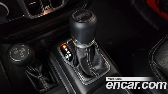 Jeep Wrangler (JL) 2.0 Sahara 4Door 2018 — фото 9