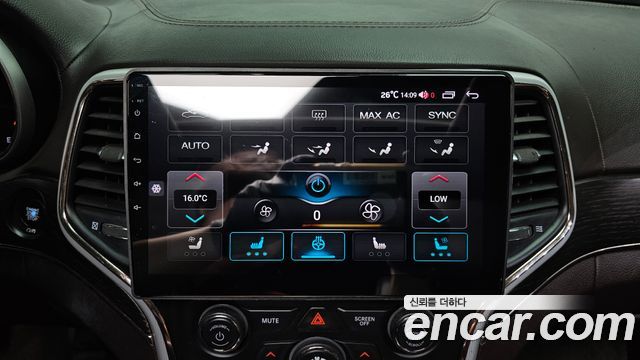 Jeep Grand Cherokee 3.0 Diesel Overland Summit WK2 2018 — фото 16