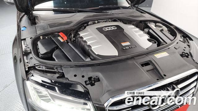 Audi A8 60 TDI Quattro LWB D4 2015 — фото 6