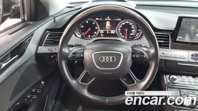 Audi A8 60 TDI Quattro LWB D4 2015 — фото 13