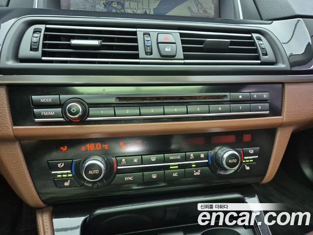 BMW 5 Series (F10) 520d M Aero Dynamic 2016 — фото 10