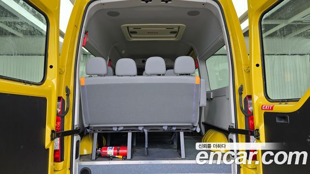 Renault Korea Master School Bus 20-Seater 2020 — фото 24