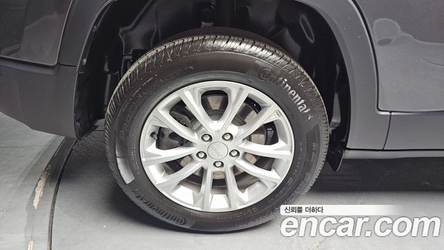 Jeep Cherokee (KL) 2.4 Longitude High AWD 2019 — фото 5