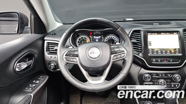 Jeep Cherokee (KL) 2.4 Longitude High AWD 2019 — фото 13
