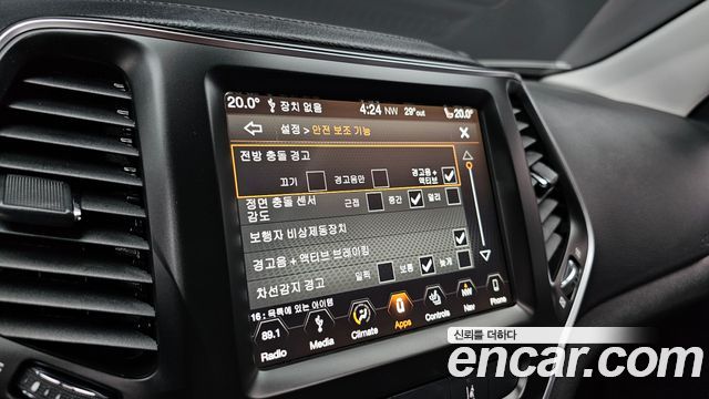 Jeep Cherokee (KL) 2.4 Longitude High AWD 2019 — фото 16