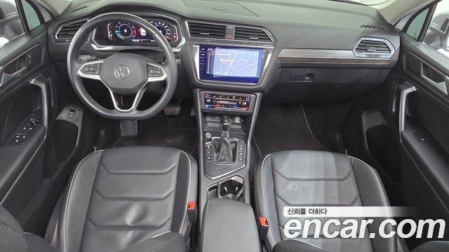 Volkswagen Tiguan Allspace 2.0 TSI Prestige 2022 — фото 7
