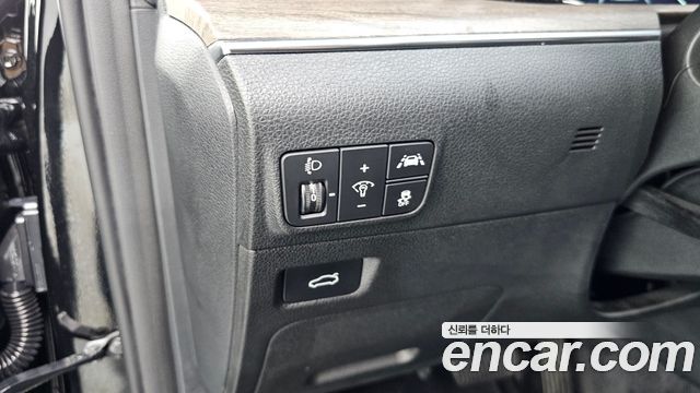 Kia K5 (III) 2.0 Noblesse 2023 — фото 22